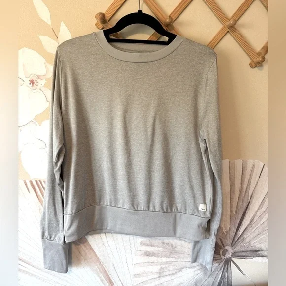 Vuori Daydream Crew, Like New, heather grey, Medium - Picture 5 of 10